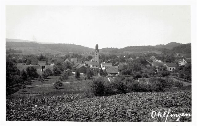 Postkarte von Otelfingen: Dorfansicht um 1930
