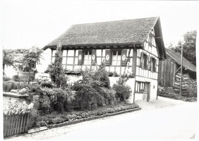 Postkarte von Otelfingen: Schulgasse 1 1953