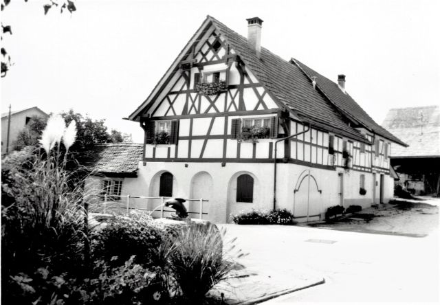 Postkarte von Otelfingen: Vorderdorfstrasse 19/21 1974