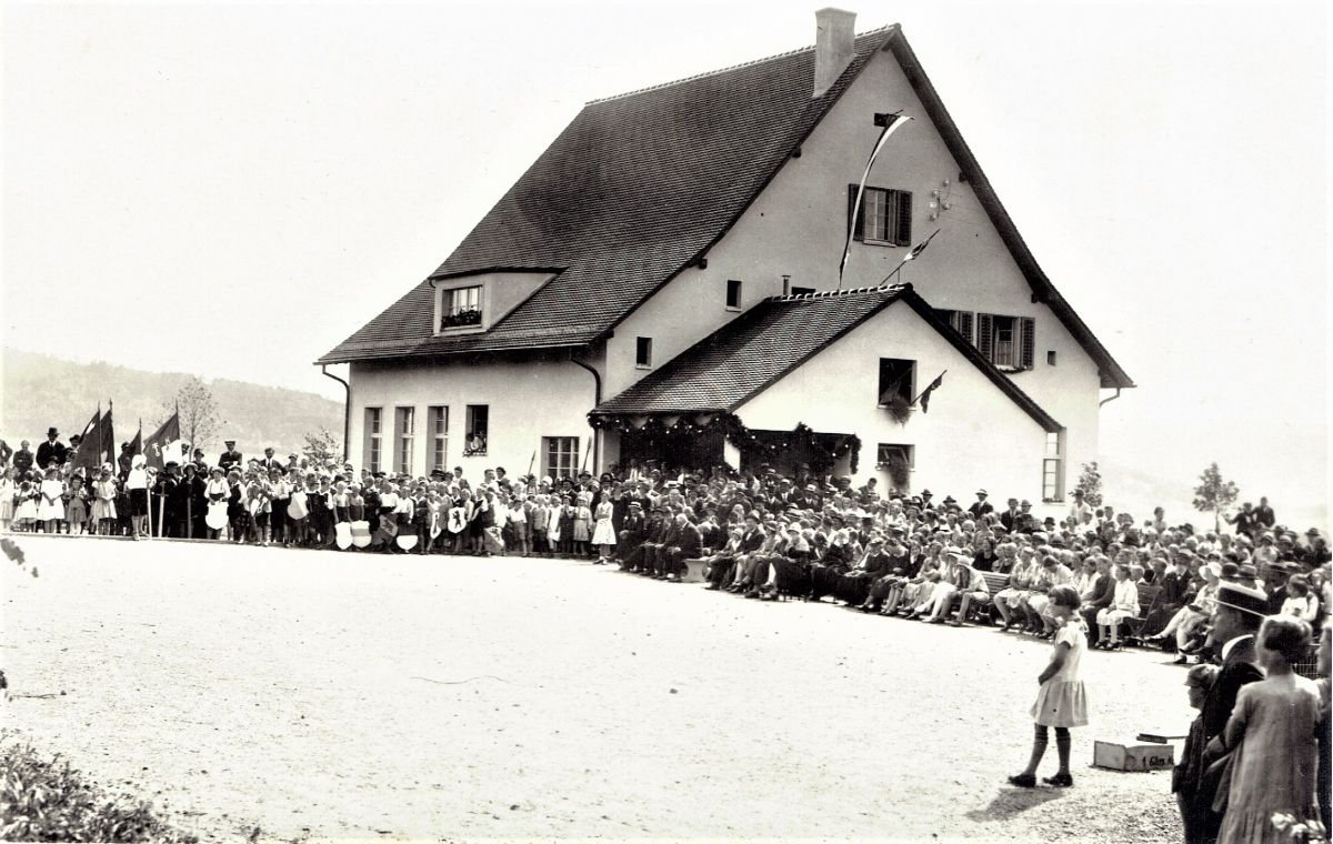 Ansichtskarte von Otelfingen: Sekundarschulhaus Bühl | 1930