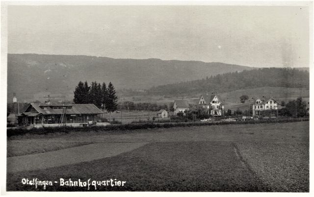 Postkarte von Otelfingen: Dorfansicht um 1925