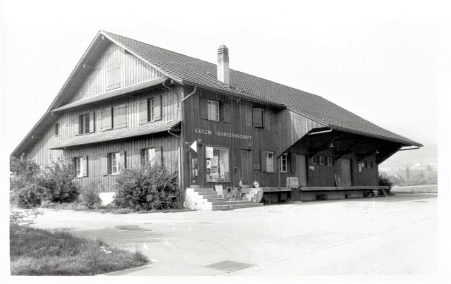 Postkarte von Otelfingen: Bahnhofstrasse 40 1961