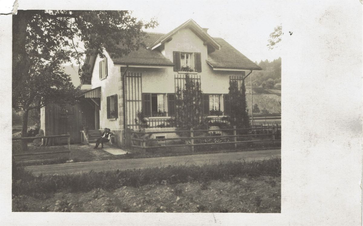 Ansichtskarte von Otelfingen: Landstrasse 35 | um 1927