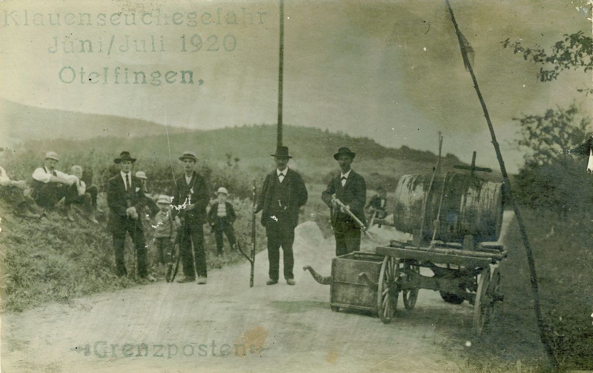 Ansichtskarte von Otelfingen: Seuchenwache und Grenzposten | 1920