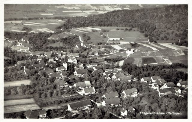 Postkarte von Otelfingen: Flugaufnahme um 1935