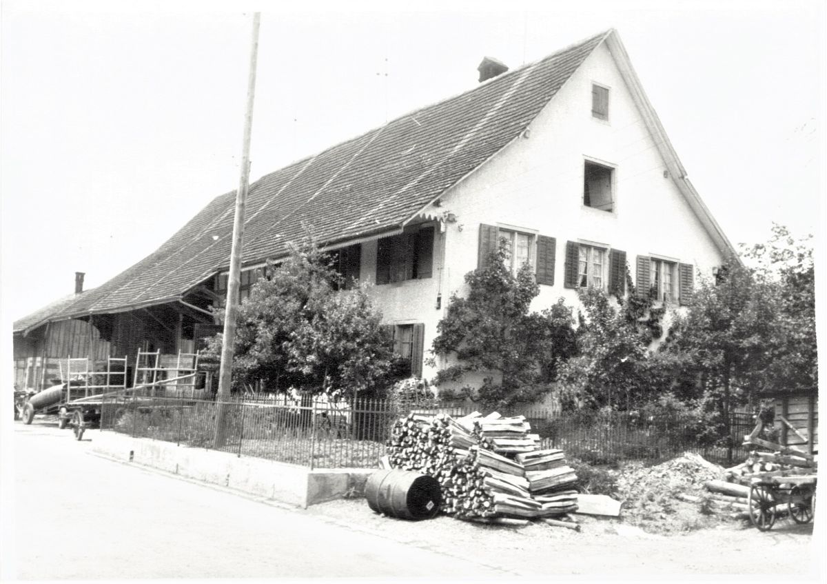 Ansichtskarte von Otelfingen: Landstrasse 15 | 1953
