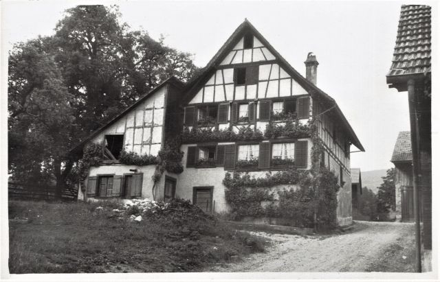 Postkarte von Otelfingen: Oberdorfstrasse 27 1953