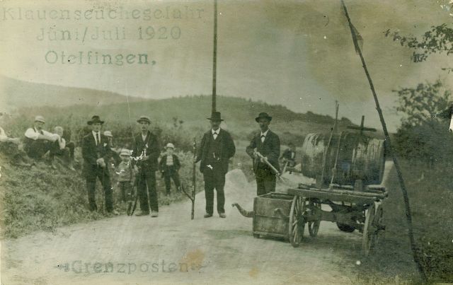 Postkarte von Otelfingen: Seuchenwache und Grenzposten 1920