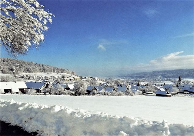 Postkarte von Otelfingen: Dorfansicht 2022