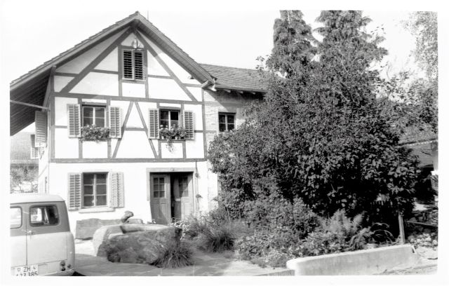 Postkarte von Otelfingen: Vorderdorfstrasse 24 1961