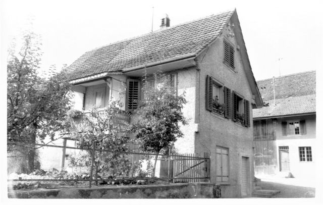 Postkarte von Otelfingen: Oberdorfstrasse 7 1961