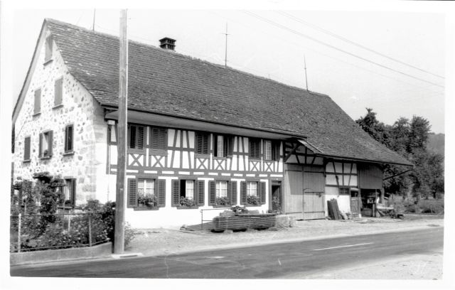 Postkarte von Otelfingen: Landstrasse 29 1961