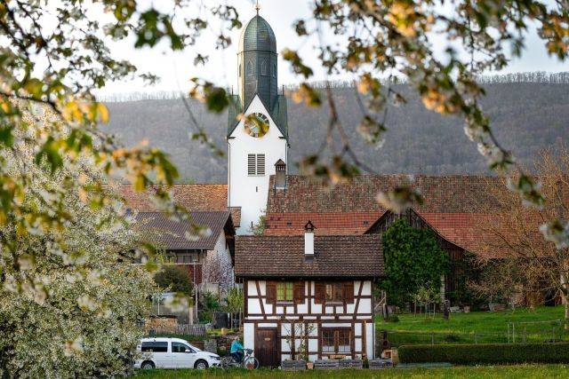 Postkarte von Otelfingen: Dorfansicht 2022