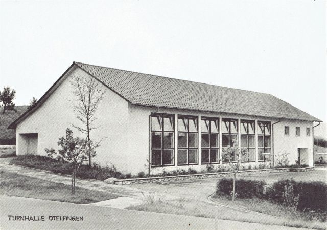 Postkarte von Otelfingen: Turnhalle Oberstufenschulhaus Bühl 1956