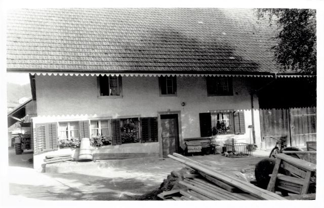 Postkarte von Otelfingen: Vorderdorfstrasse 22 1961