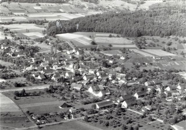 Postkarte von Otelfingen: Flugaufnahme um 1960