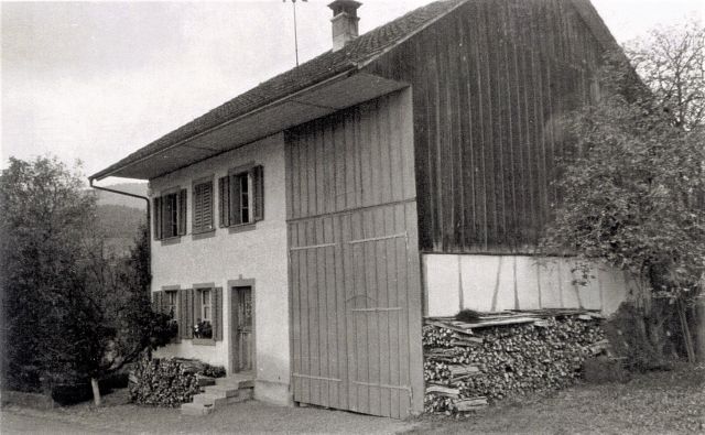 Postkarte von Otelfingen: Vorderdorfstrasse 53 um 1935