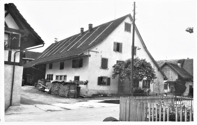Postkarte von Otelfingen: Vorderdorfstrasse 23 1953