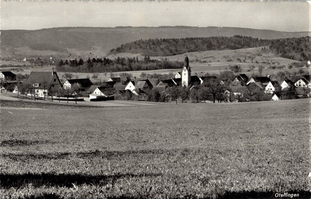 Postkarte von Otelfingen: Dorfansicht um 1939