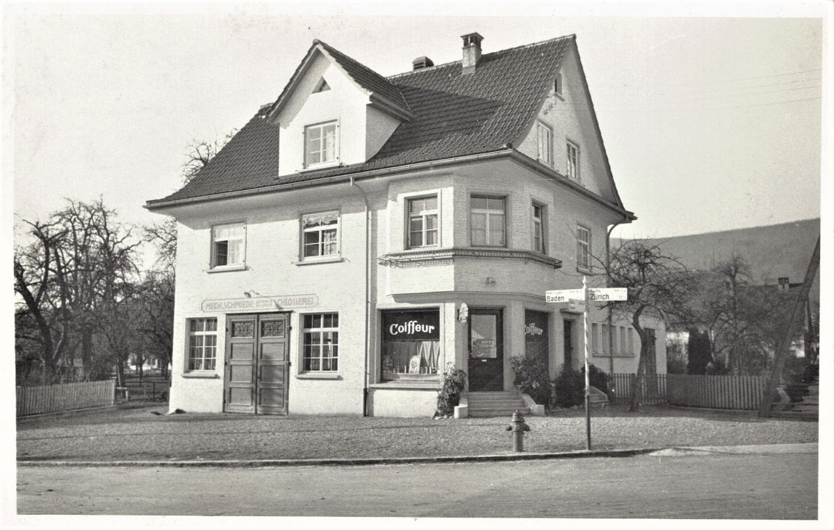 Ansichtskarte von Otelfingen: Landstrasse 23 | um 1933